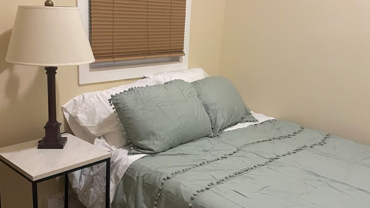 Photo of Bedroom in Newark