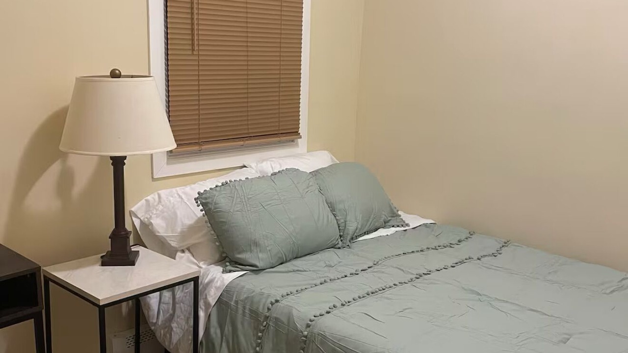 Photo of Bedroom in Newark