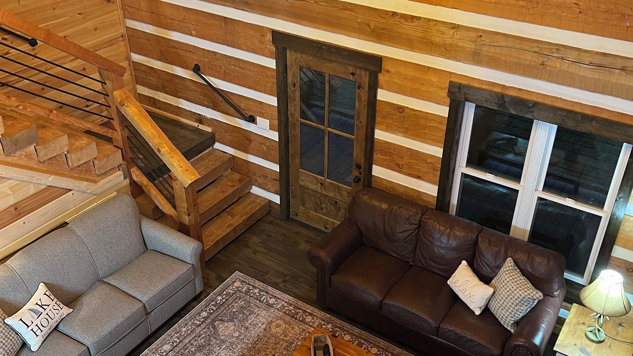 Photo of Livingroom in Byrdstown