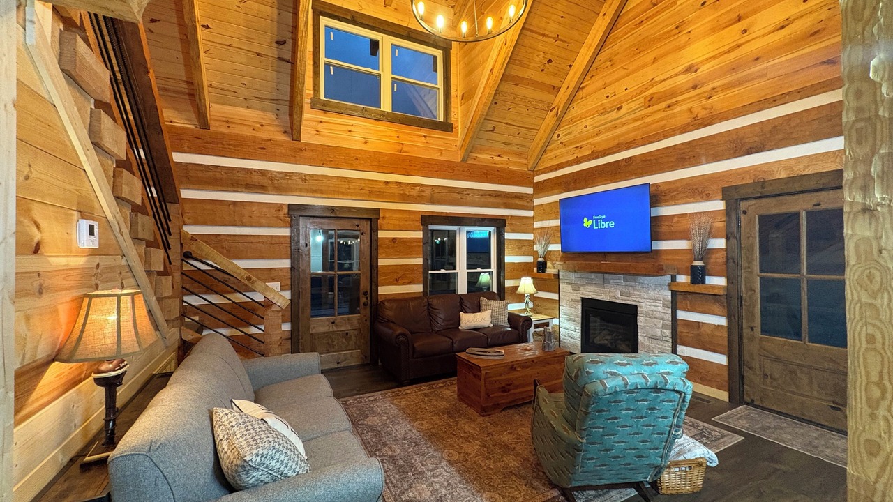 Photo of Livingroom in Byrdstown
