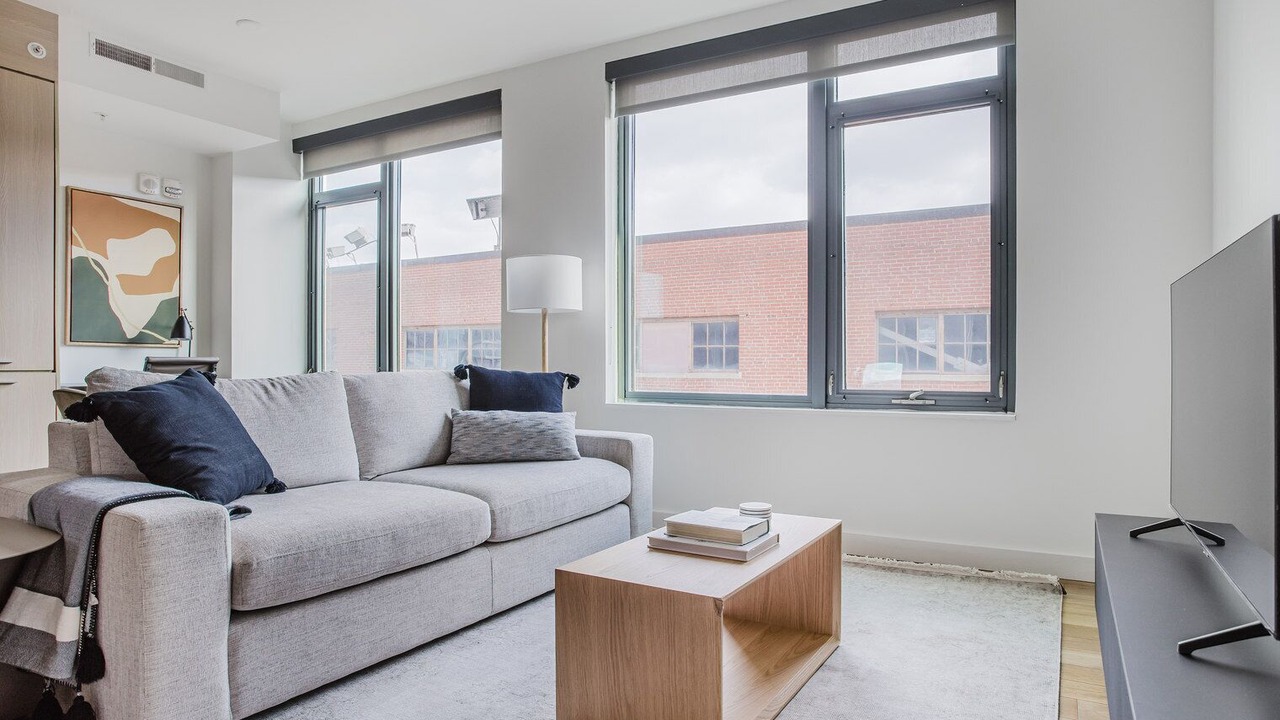 Photo of Livingroom in Navy Yard