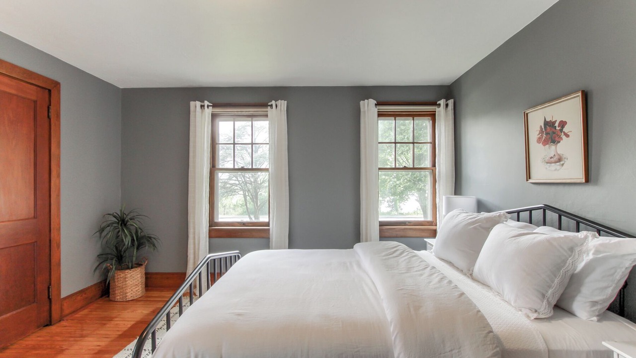 Photo of Bedroom in Loyalton