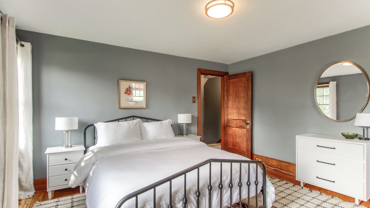Photo of Bedroom in Loyalton
