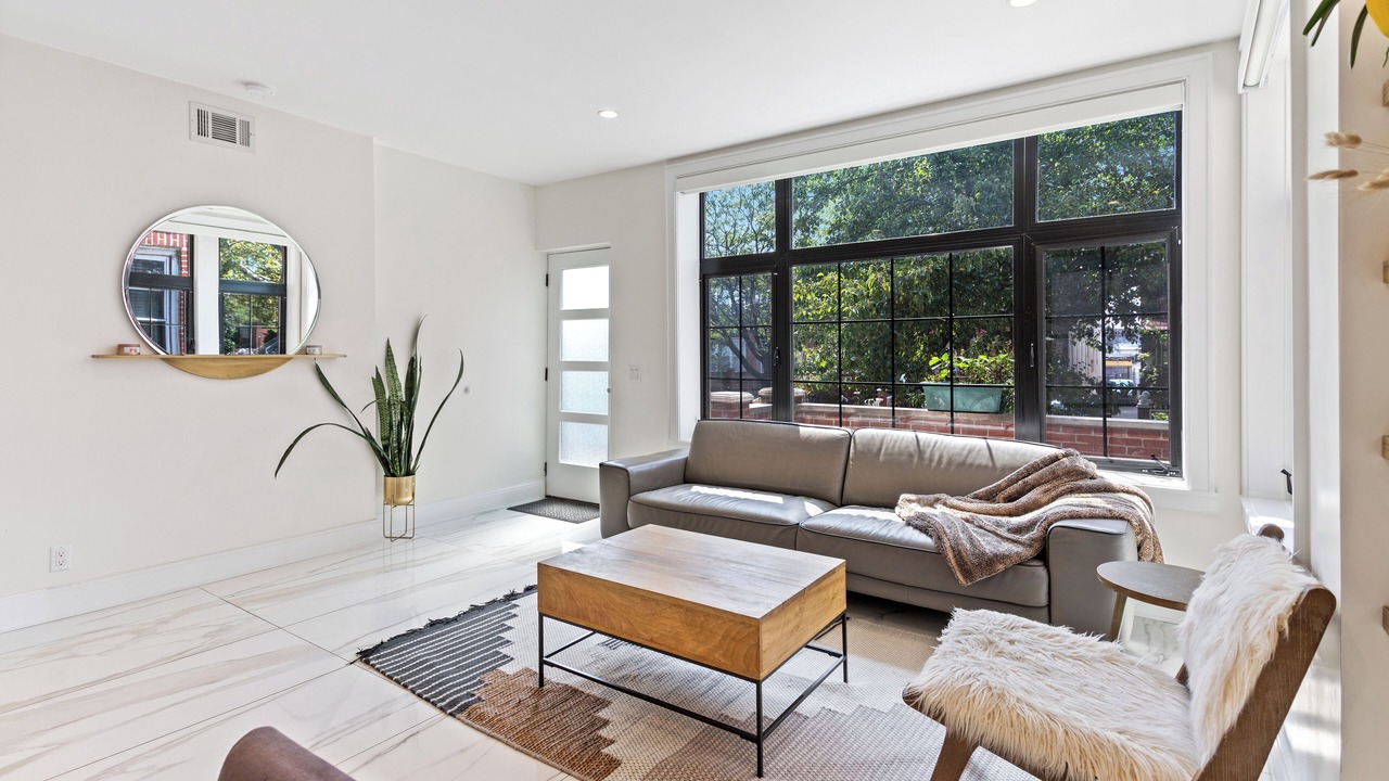 Photo of Livingroom in Crown Heights