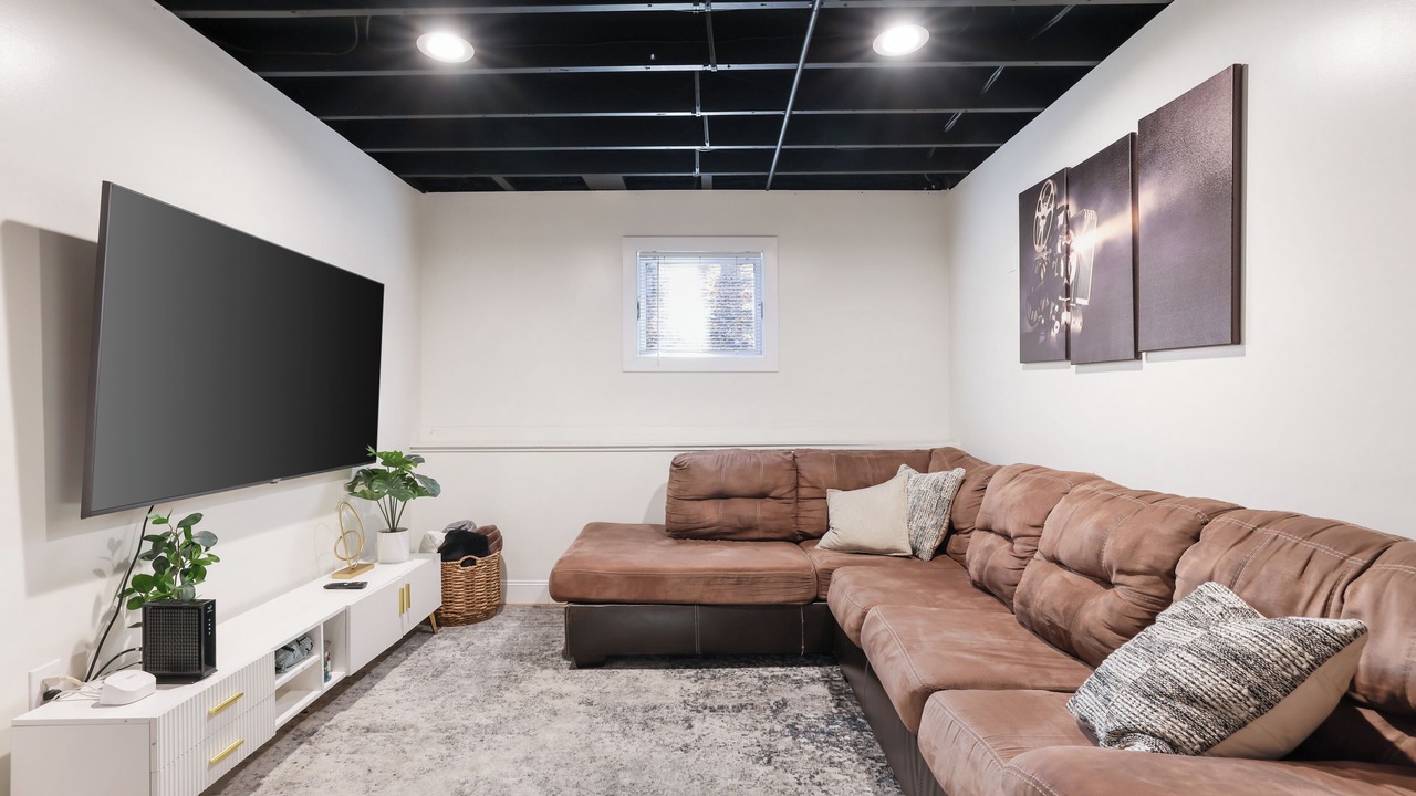 Photo of Livingroom in Wallenpaupauk Lake Estates