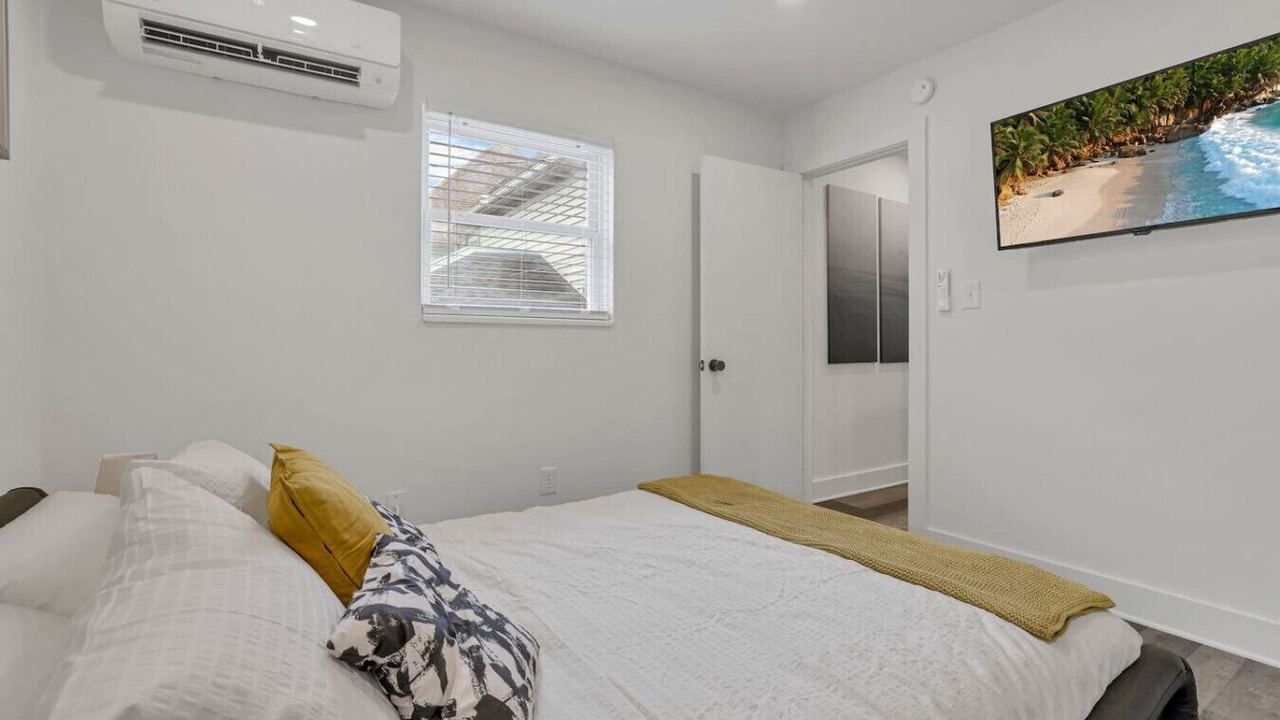 Photo of Bedroom in Near East Columbus