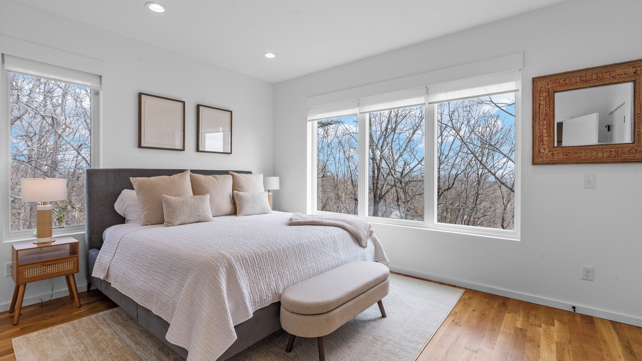 Photo of Bedroom in East Ridge