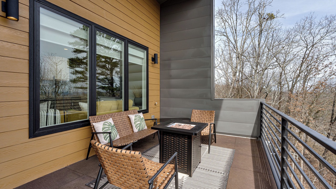 Photo of Outdoor in East Ridge