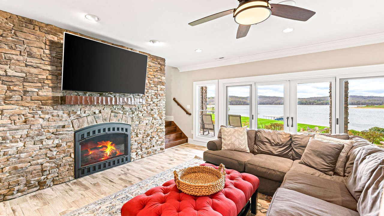 Photo of Livingroom in Sharps Chapel