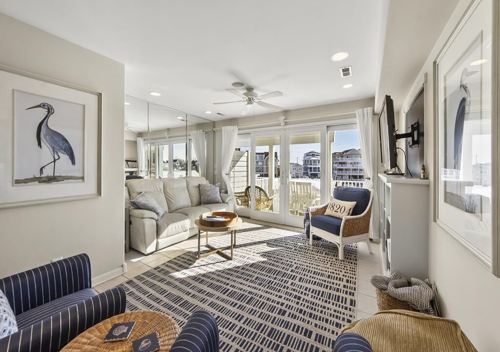 Photo of Livingroom in Village Green