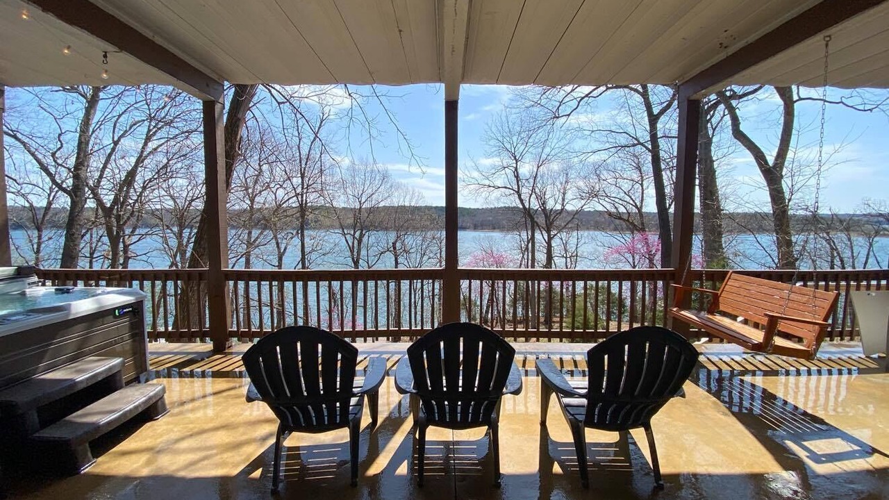 Photo of Patio Balcony in Beaver Shores