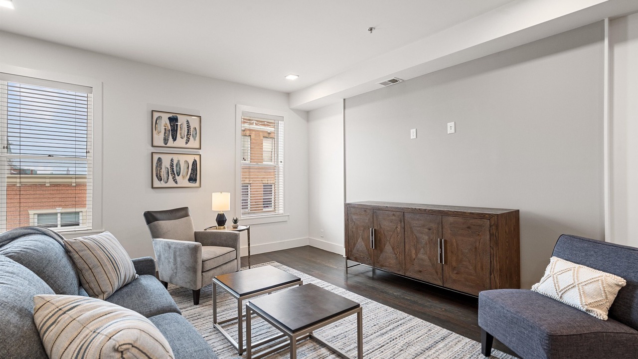 Photo of Livingroom in Charles Town