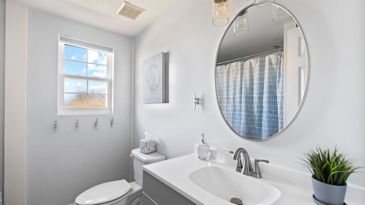 Photo of Bathroom in Point Lookout