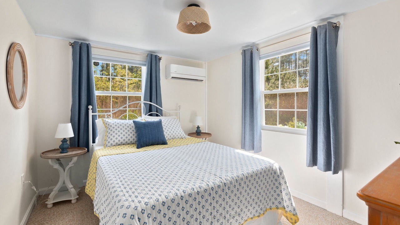 Photo of Bedroom in Point Lookout