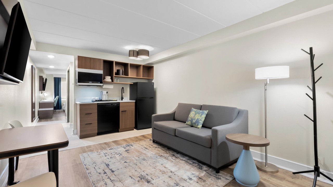 Photo of Livingroom in Tinton Falls