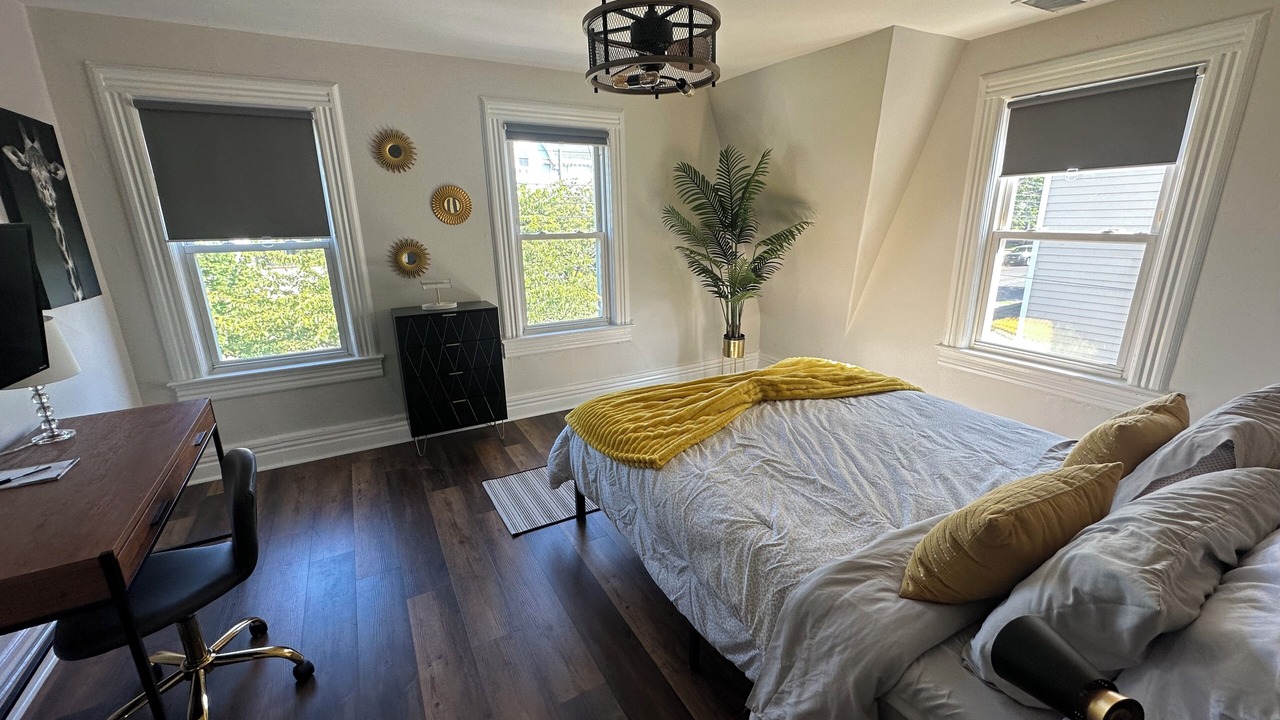 Photo of Bedroom in Red Bank