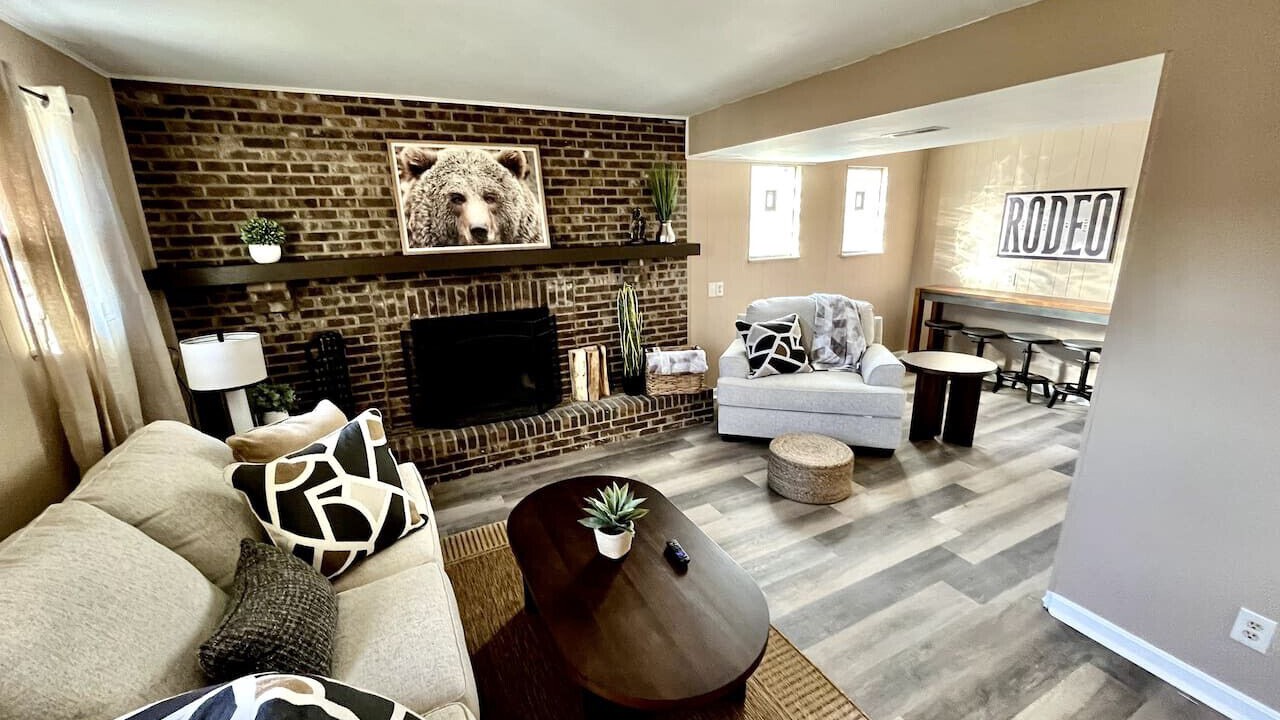 Photo of Livingroom in Mason