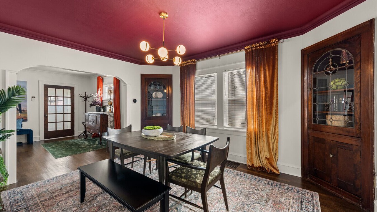 Photo of Bedroom in Kamm's Corners