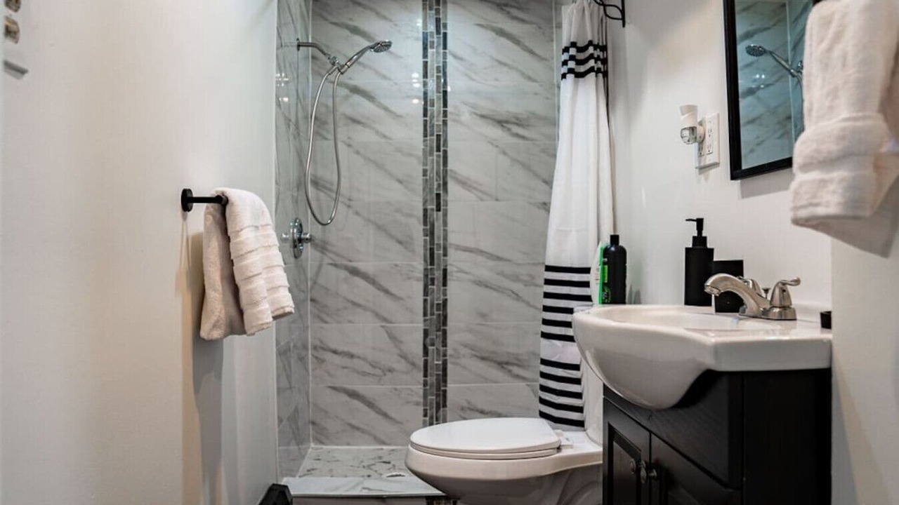 Photo of Bathroom in Long Branch