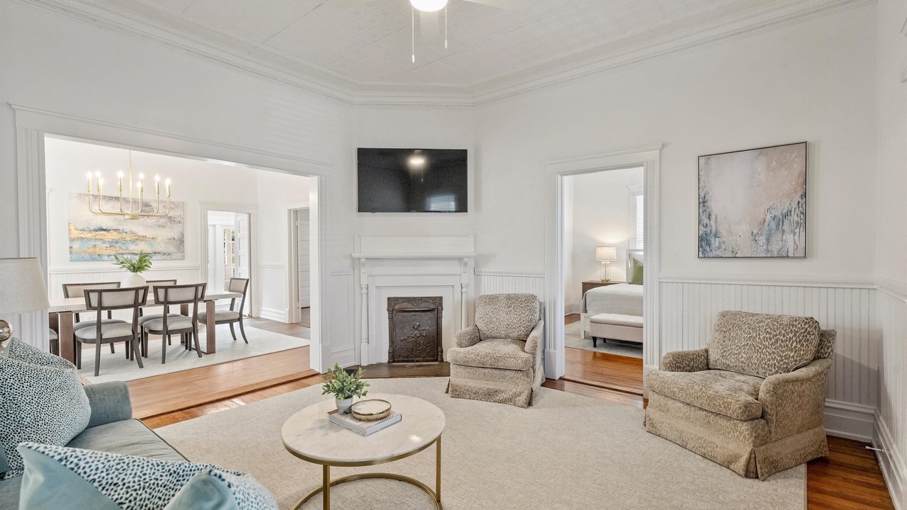 Photo of Livingroom in Dilworth