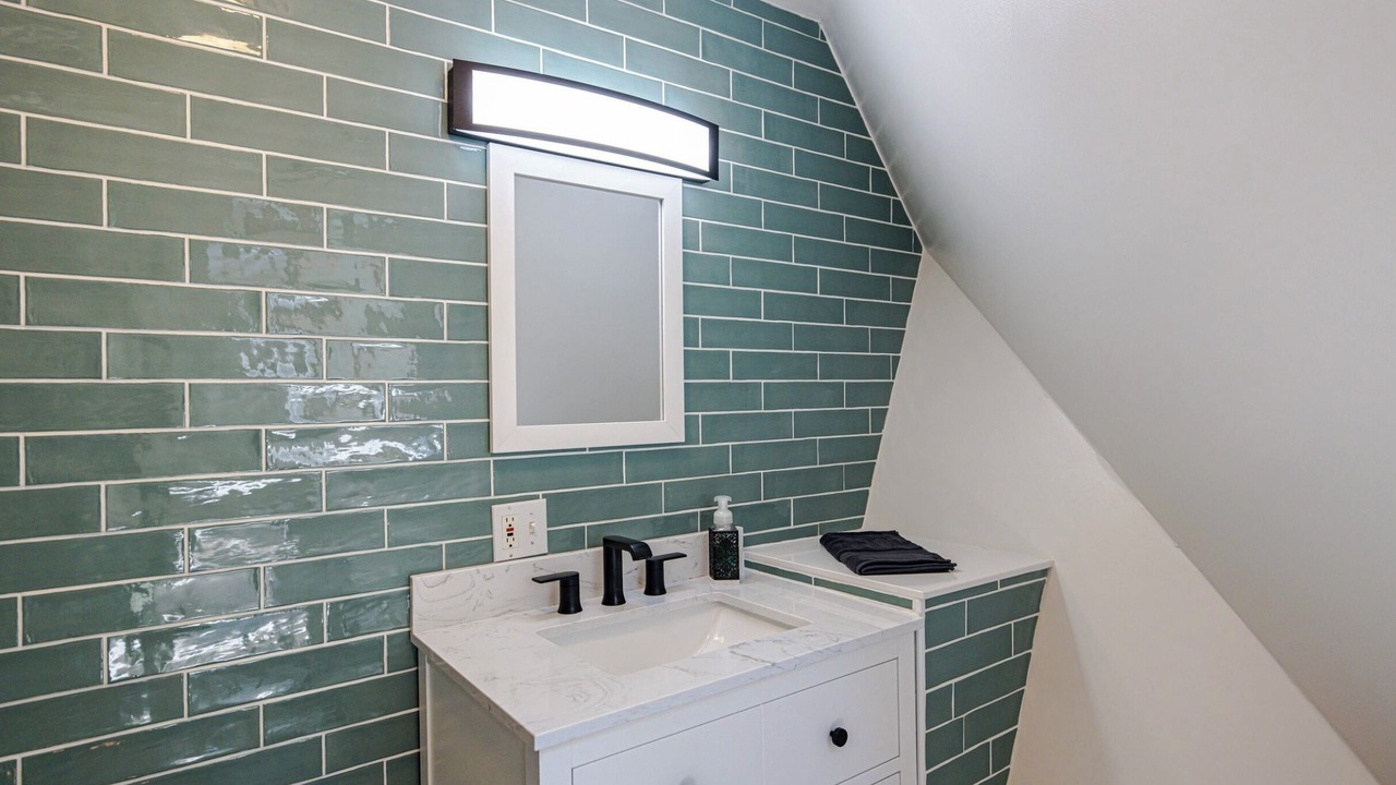 Photo of Bathroom in Girard