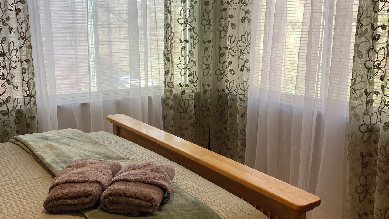 Photo of Bedroom in Roselawn Finance