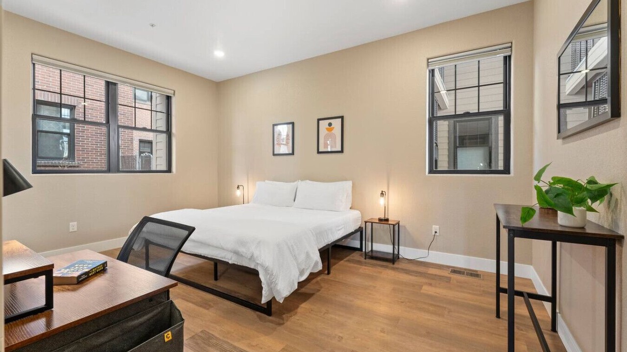 Photo of Bedroom in Midtown