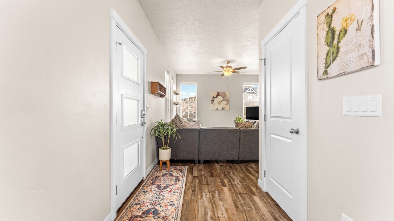 Photo of Livingroom in Southwest Ada County Alliance