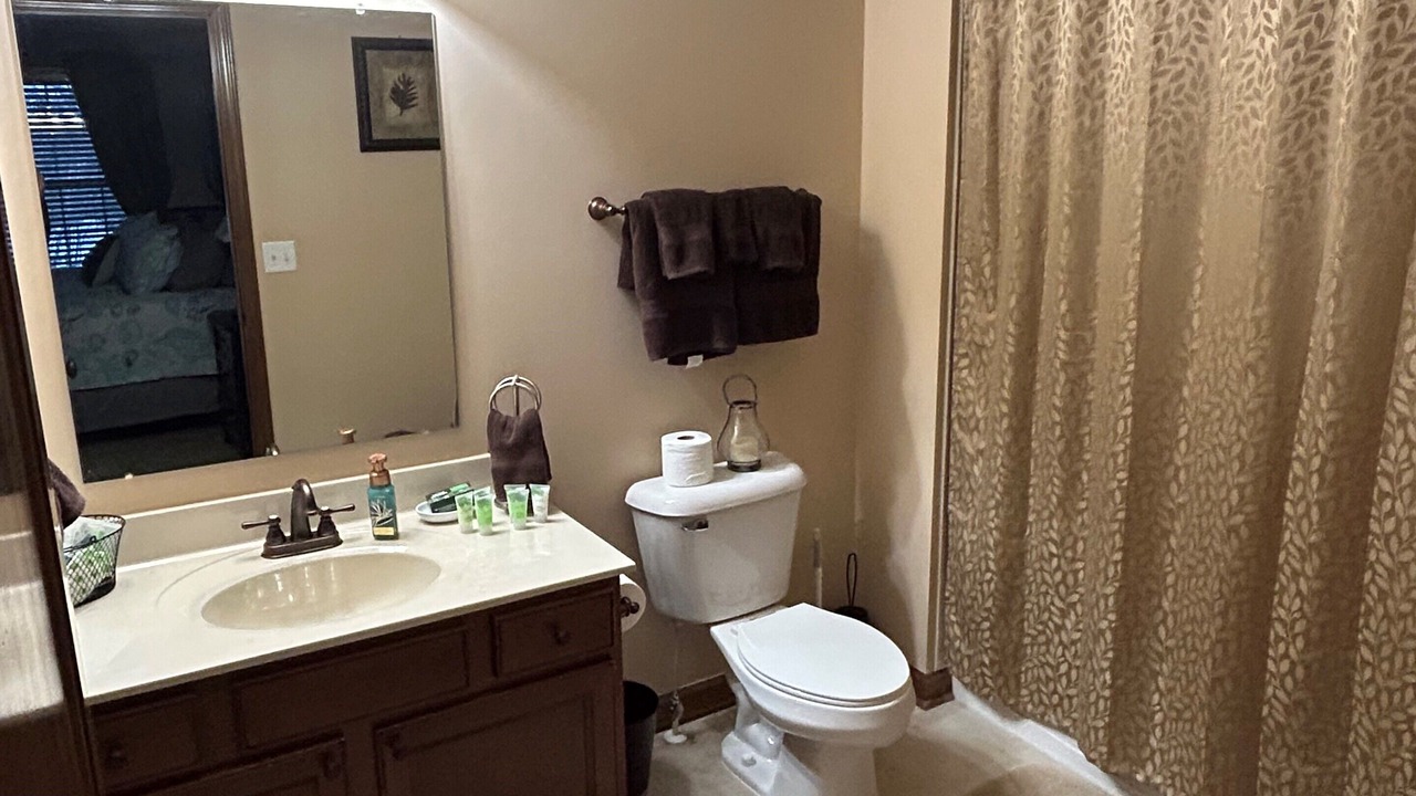 Photo of Bathroom in Powell