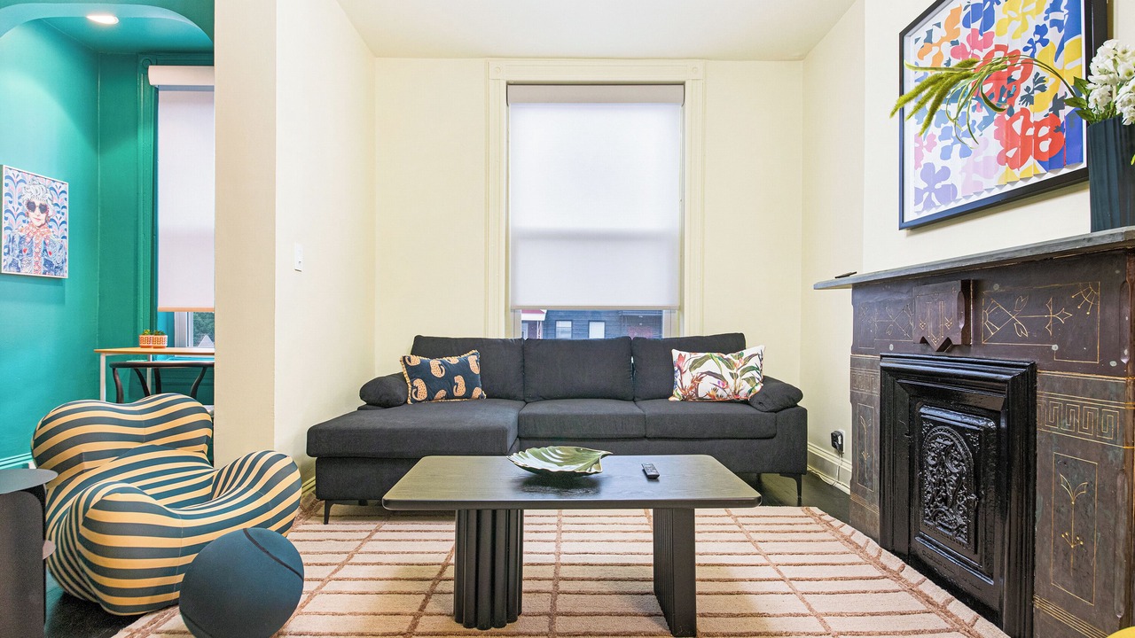 Photo of Livingroom in McGinley Square