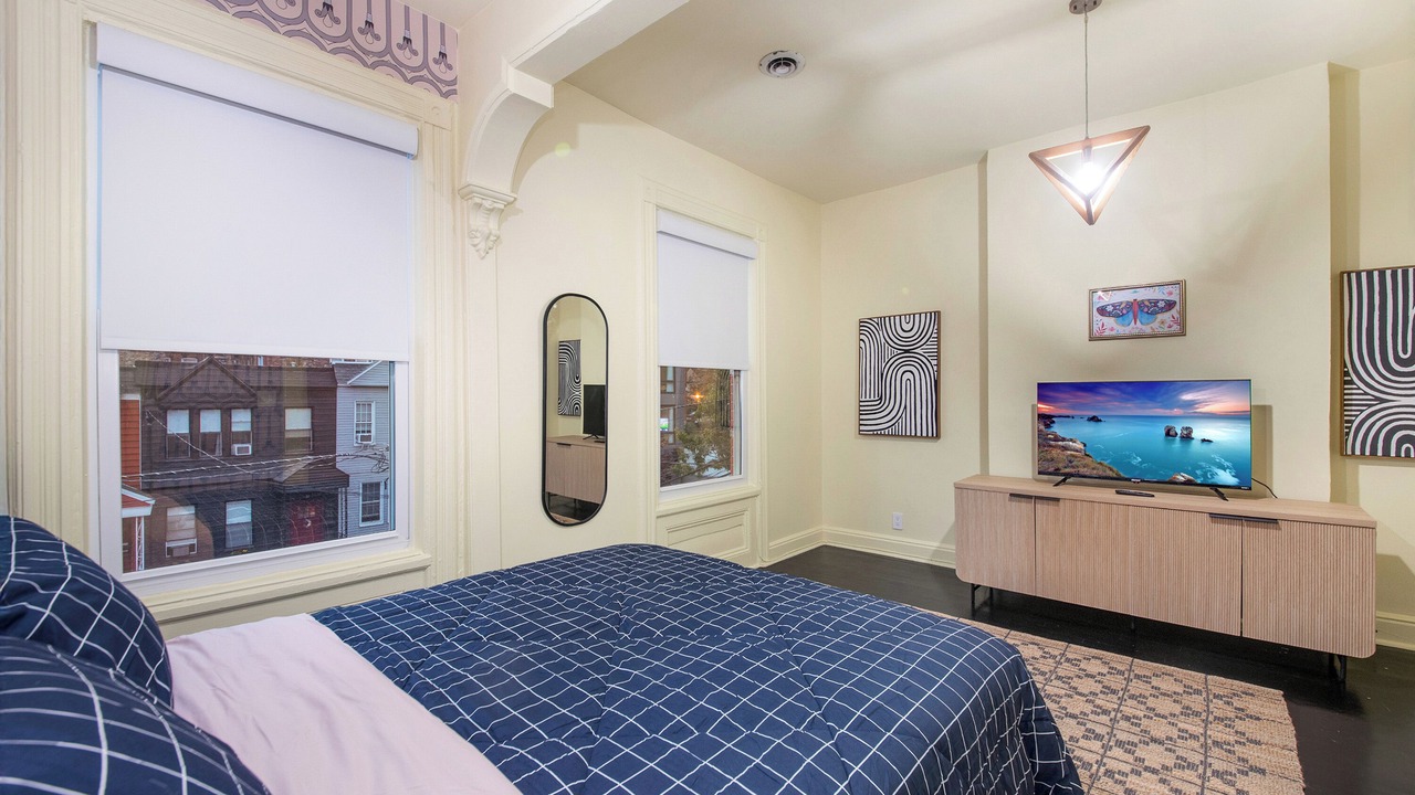 Photo of Bedroom in McGinley Square