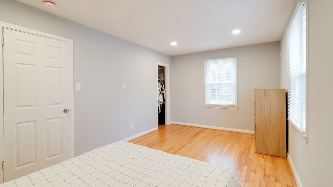 Photo of Bedroom in Wheaton-Glenmont