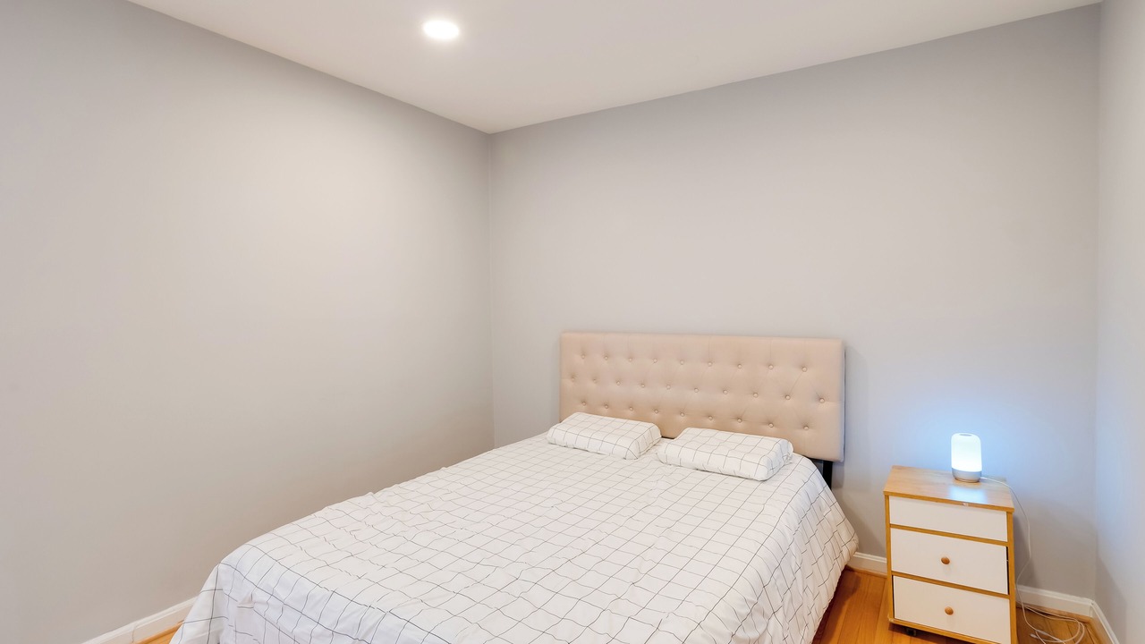 Photo of Bedroom in Wheaton-Glenmont