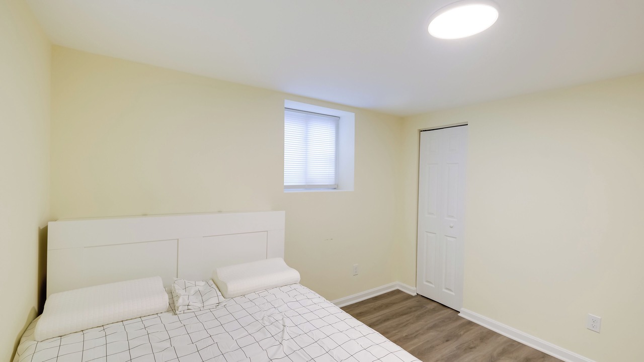 Photo of Bedroom in Wheaton-Glenmont
