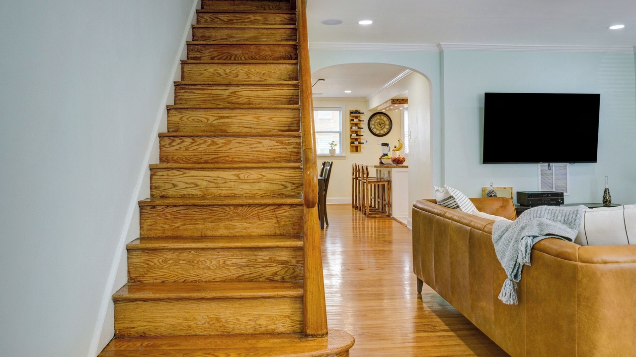 Photo of Livingroom in Foxcroft Square