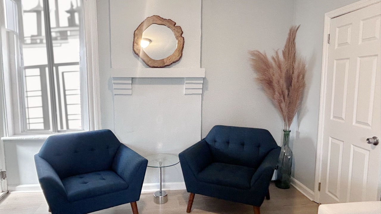 Photo of Livingroom in Glen Ridge
