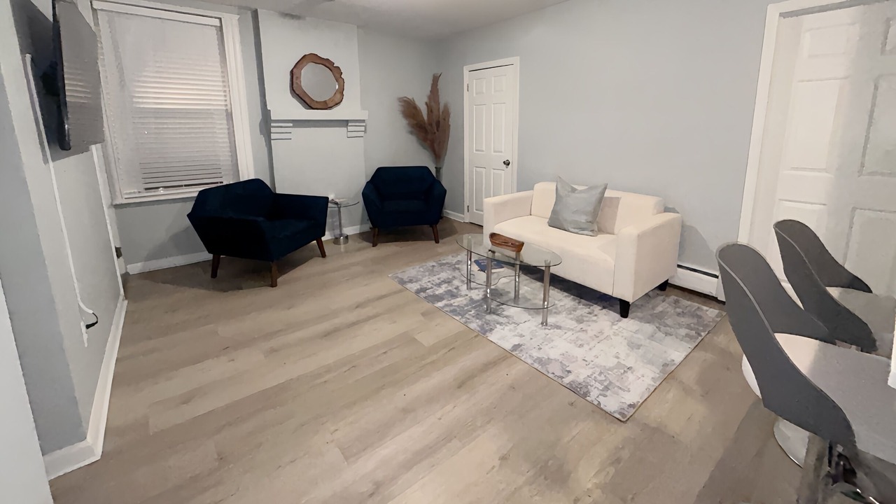 Photo of Livingroom in Glen Ridge