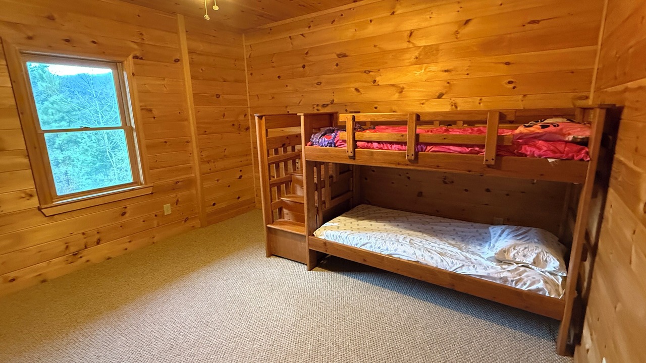 Photo of Bedroom in Copperhill