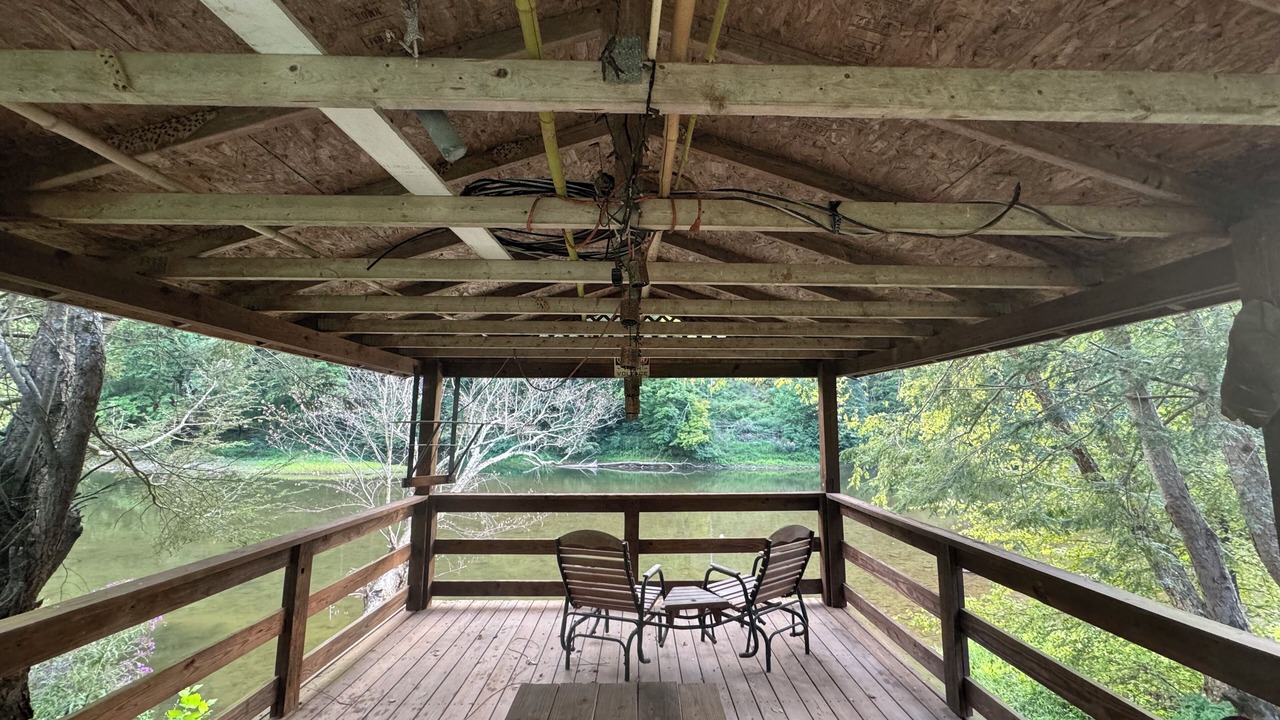 Photo of Outdoor in Maysel