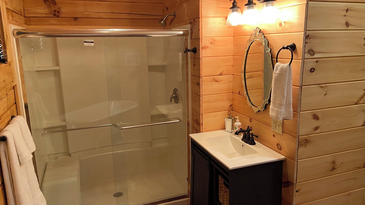 Photo of Bathroom in Maysel