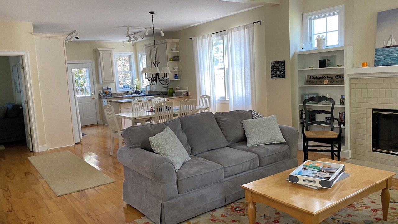 Photo of Livingroom in Lakeside