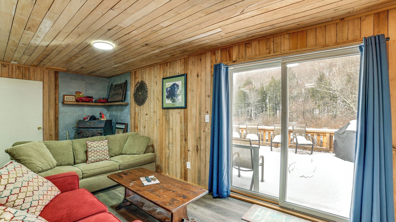 Photo of Bedroom in Long Eddy