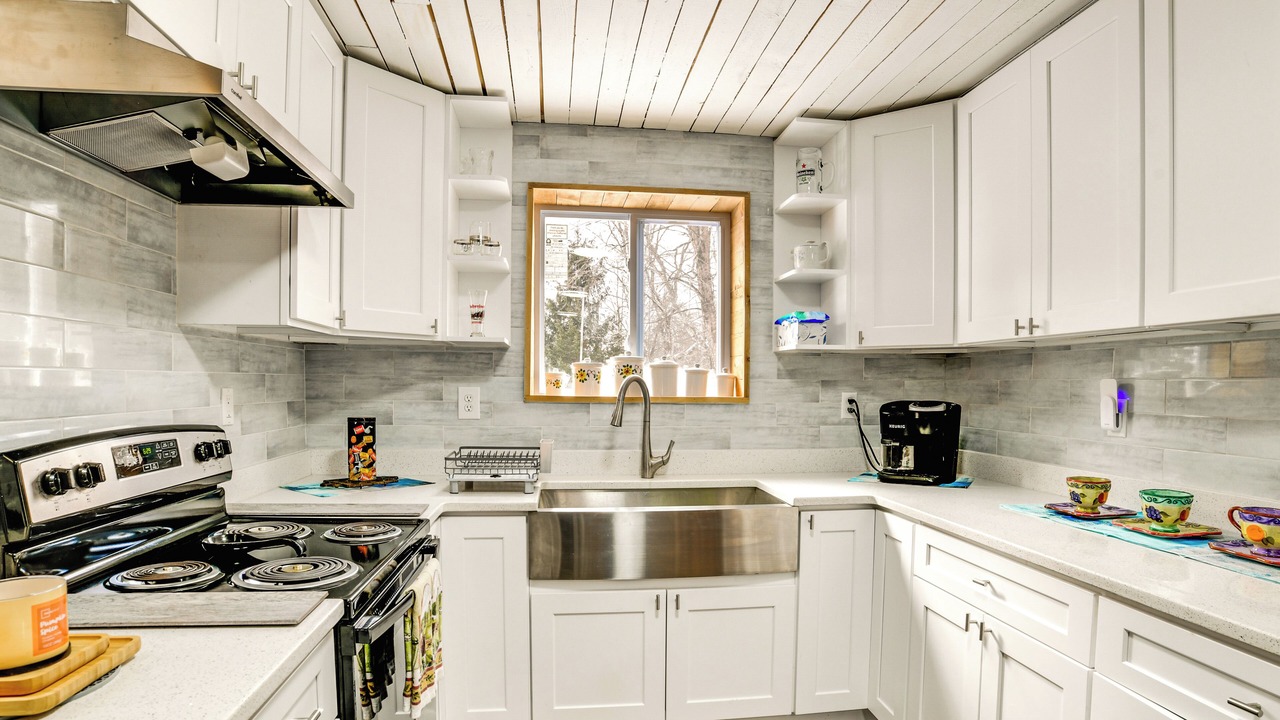 Photo of Kitchen in Long Eddy