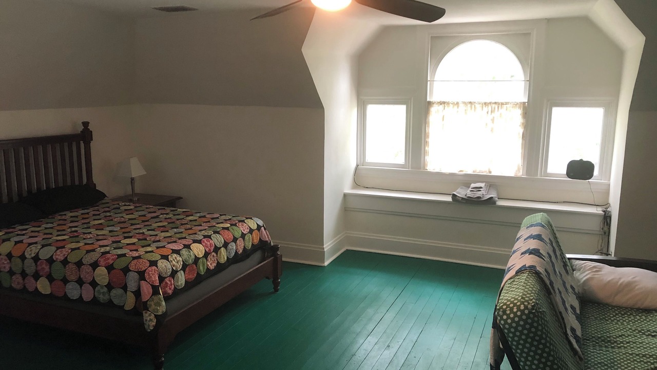 Photo of Bedroom in O'Hara Township