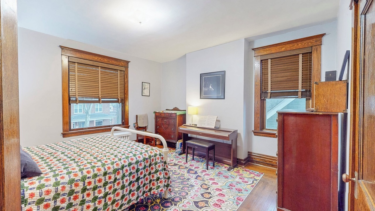 Photo of Bedroom in O'Hara Township