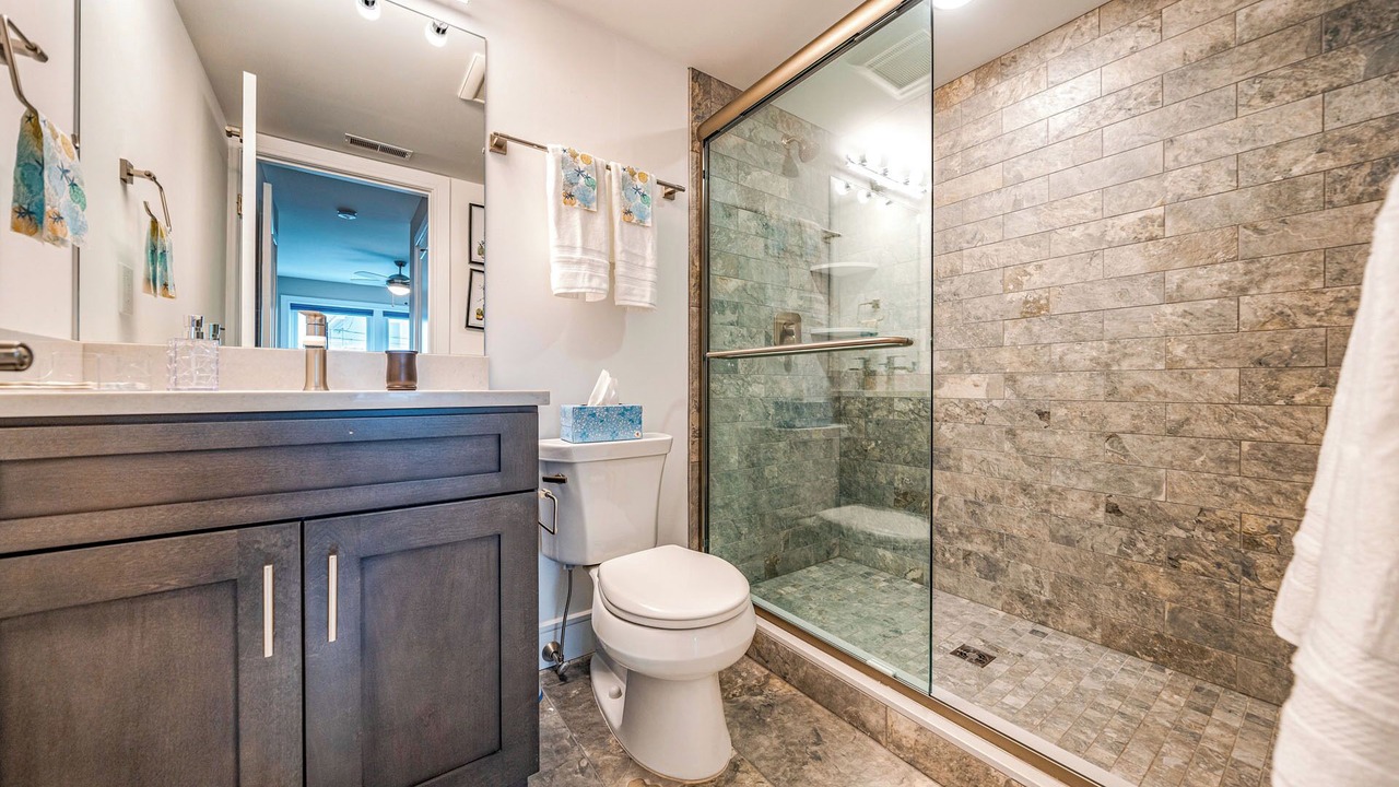 Photo of Bathroom in Riviera
