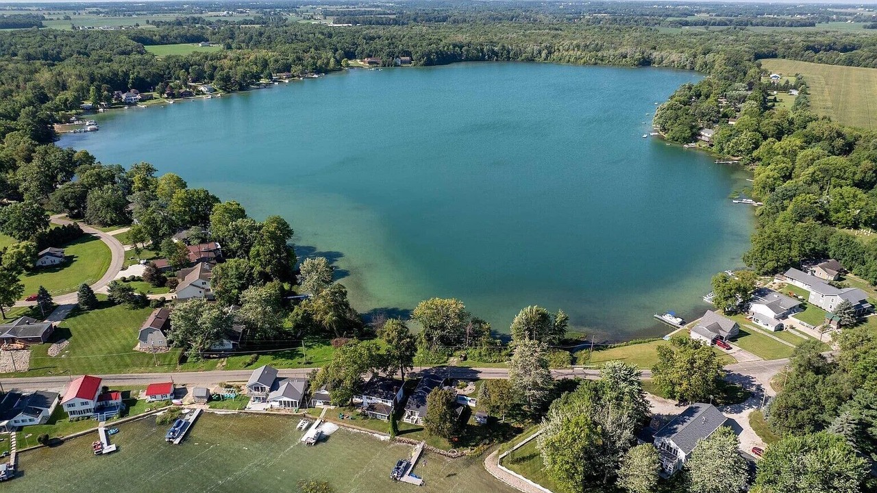 Photo of Outdoor in Howe