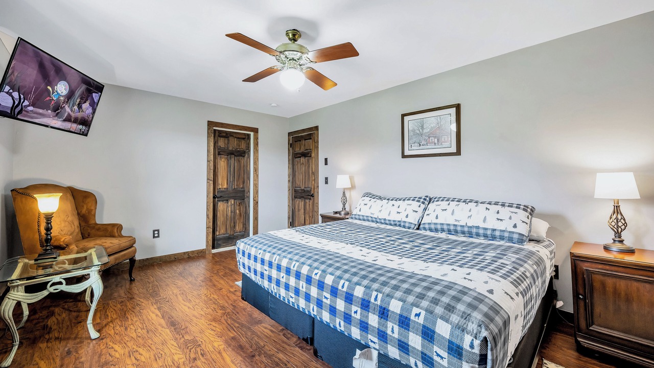 Photo of Bedroom in Blakeslee