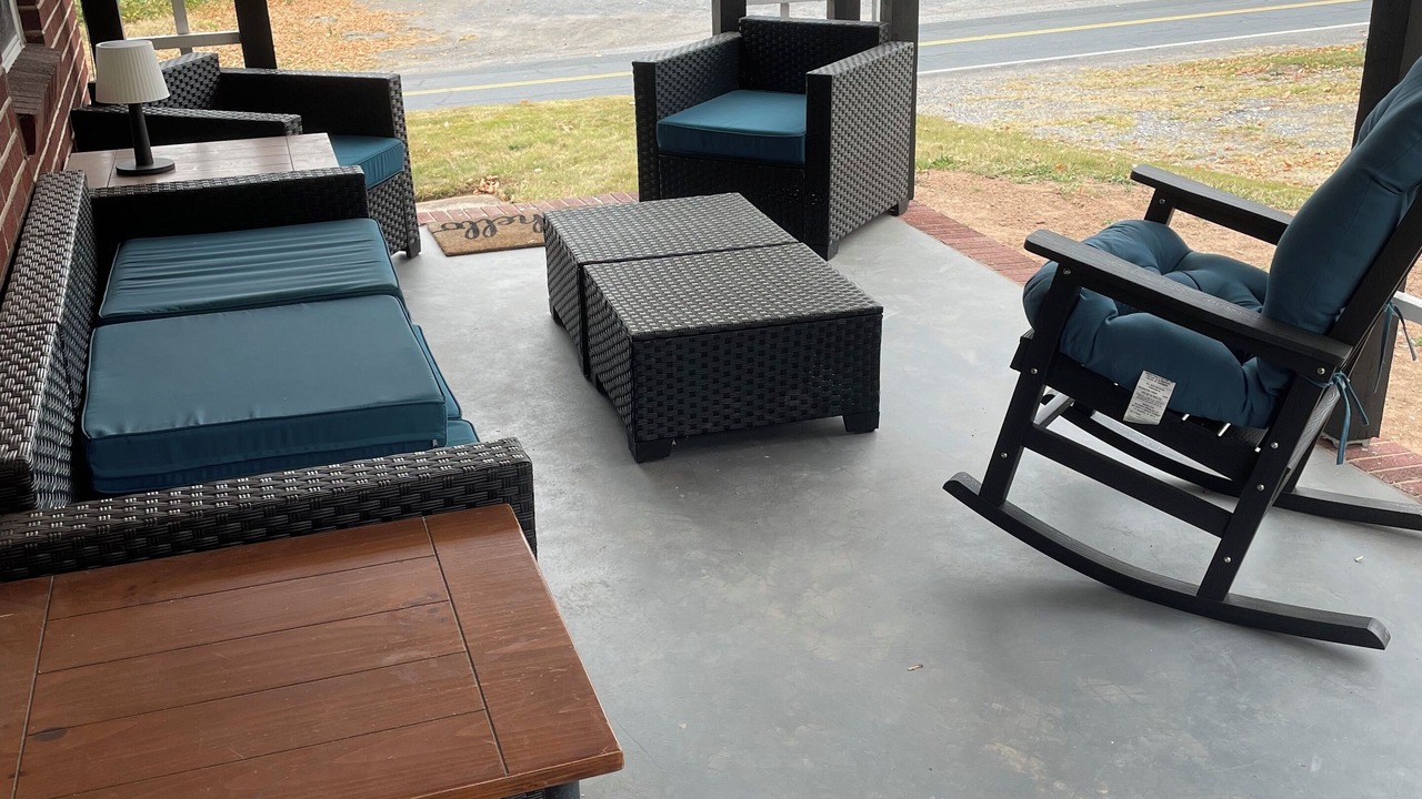 Photo of Patio Balcony in Gowen City