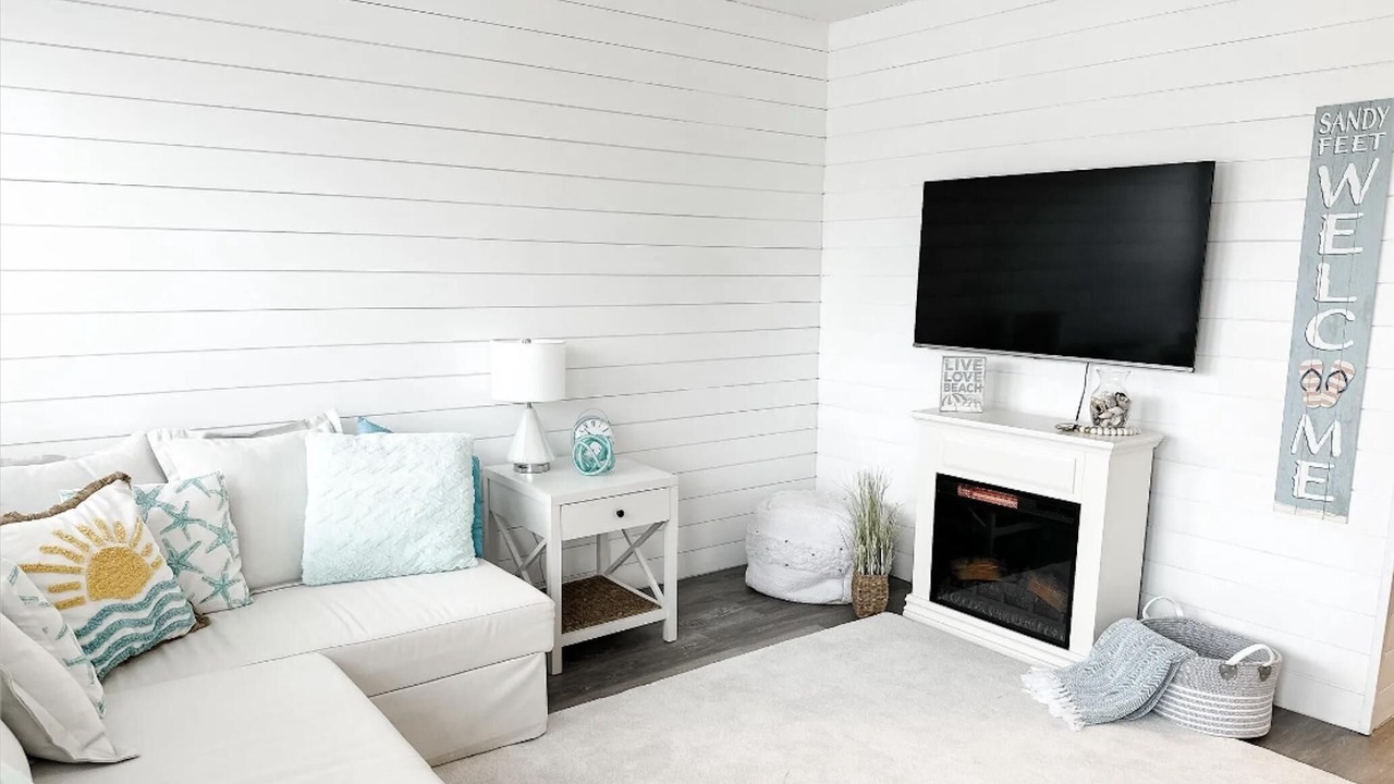 Photo of Livingroom in Leeds Point